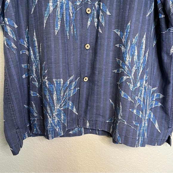 Caribbean Blue Floral Men's Button Down Hawaiian Shirt Size XXL - Picture 4 of 13